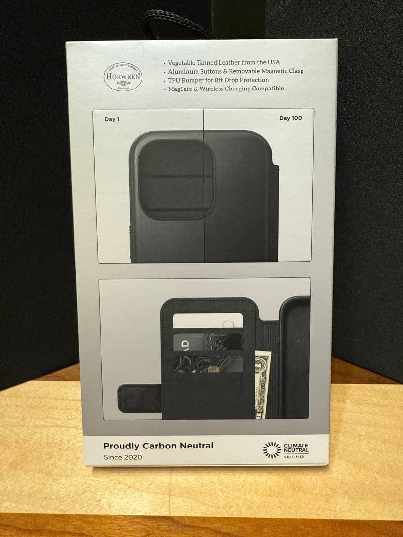 iPhoneアクセサリー NOMAD ModernLeatherFolio iPhone 15Pro