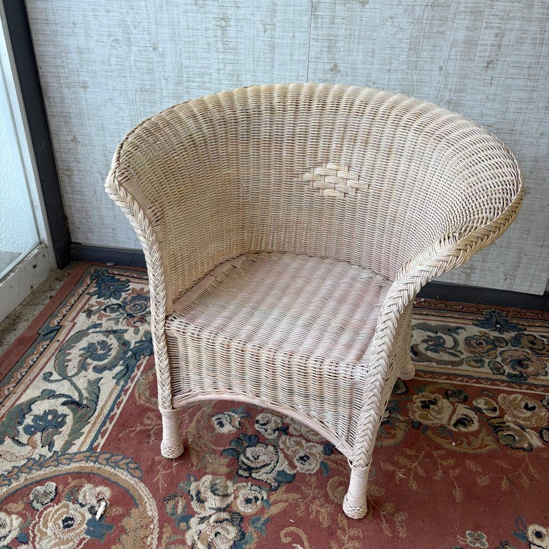 ②昭和レトロ ヴィンテージ ラタンダイニングチェア 花柄クッション アームチェア