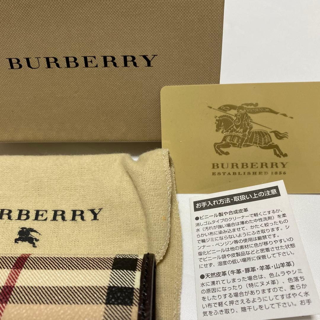 未使用　バーバリー　BURBERRY　6連キーケース　PVCレザー　チェック柄