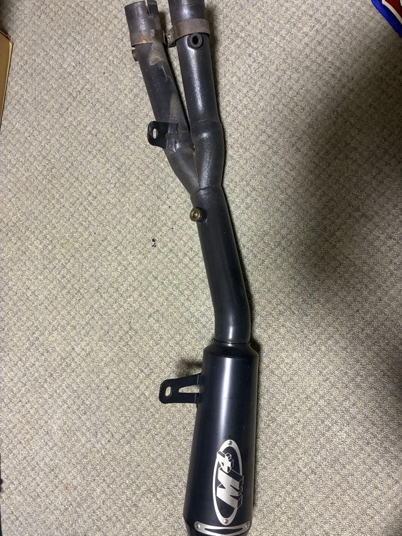 M4 ブラック マフラー