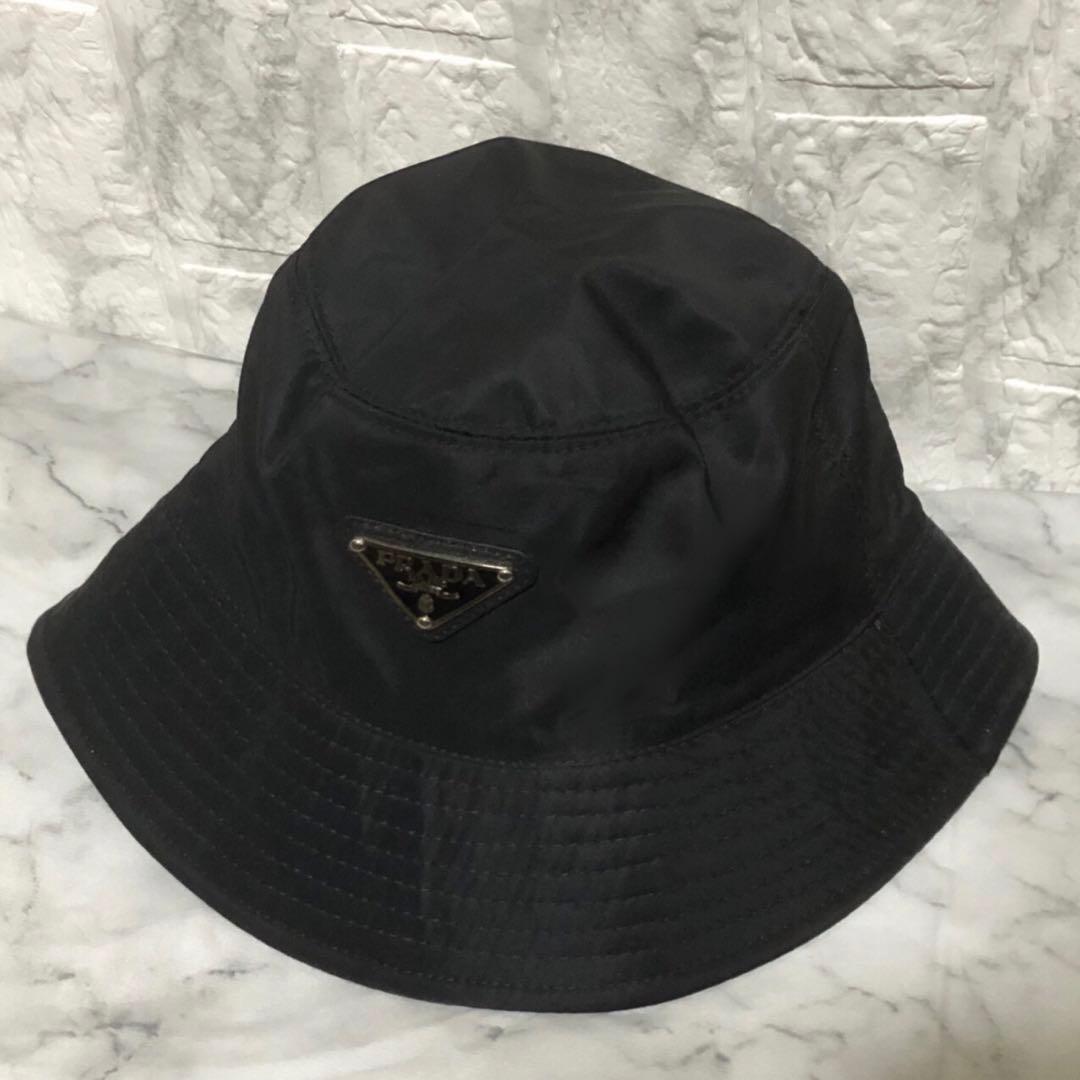 PRADA ノベルティ　ブラック バケットハット