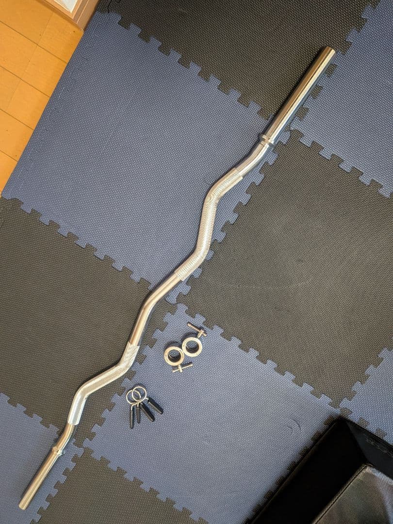 ベンチ台、バーベルシャフト Wバー 10kgと 20kgプレートセット