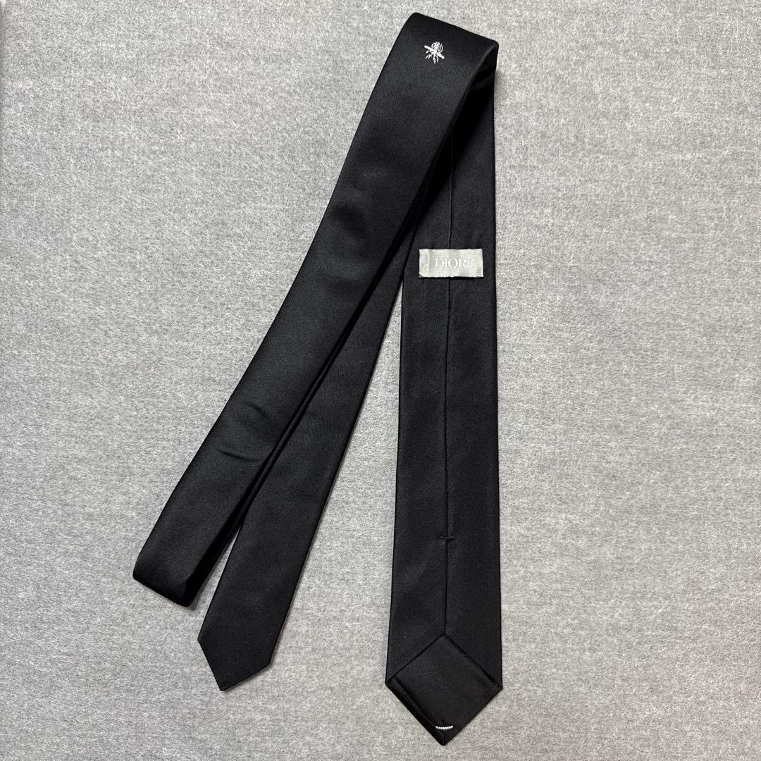 極美品　ディオール　ネクタイ　黒　無地　蜂柄