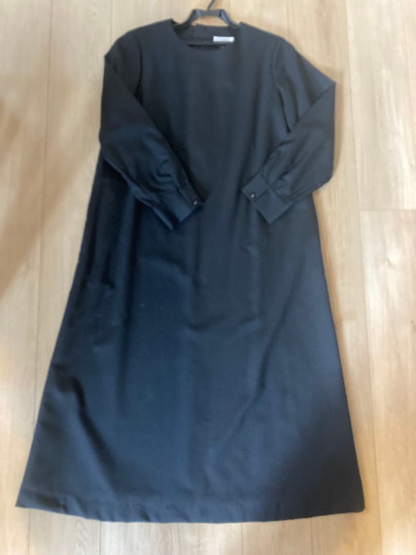 アトリエナルセ　フォーマル　Aラインワンピース　ブラック　サイズ40