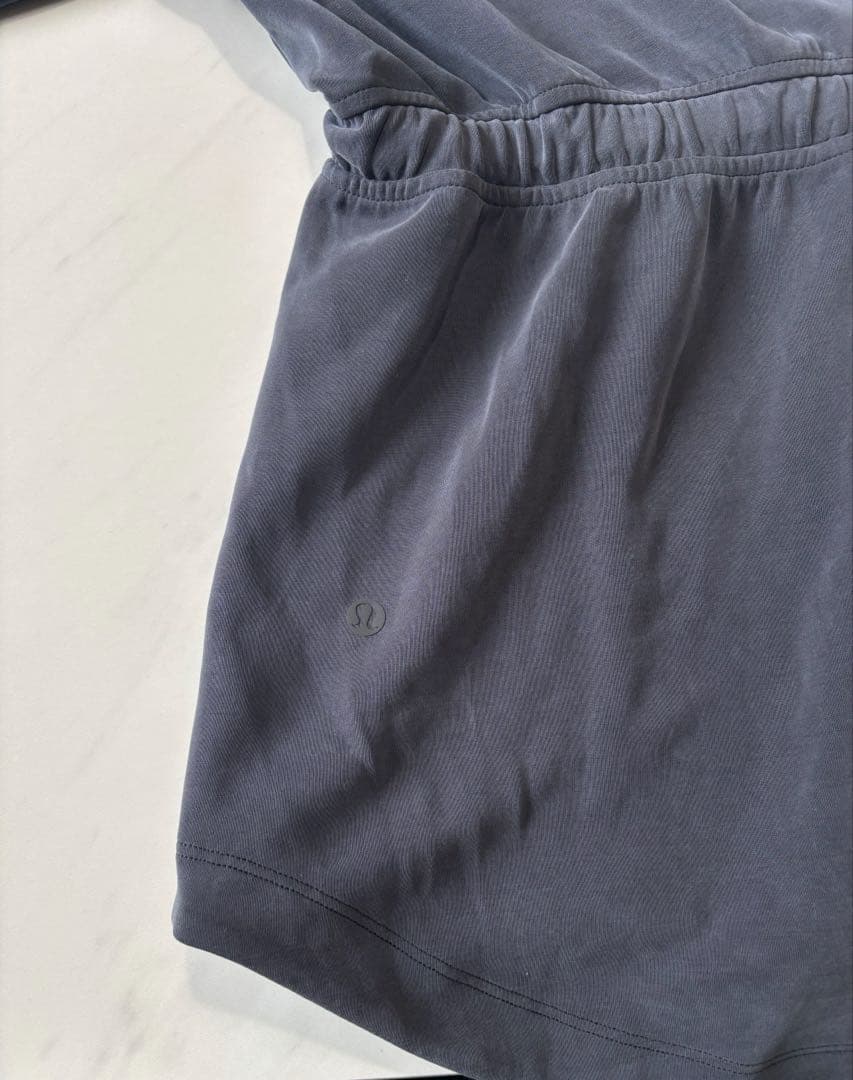 【美品】ルルレモン　　softstream ジャケット　ネイビー　サイズ4