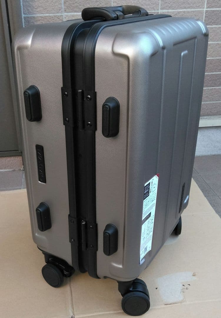 新品未使用品[MAIMO] キャリーケースSサイズ アルミフレーム 鍵式