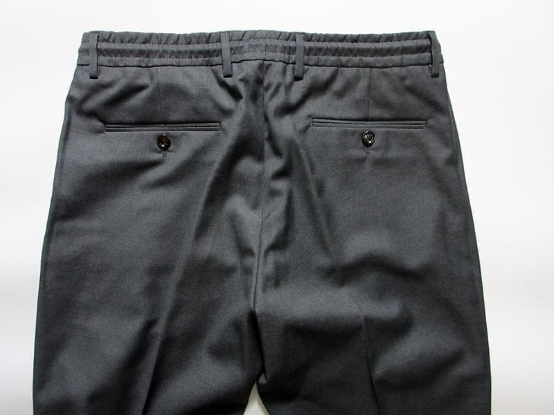 ハナ 新品 MOORERムーレー ウールサキソニーパンツ スラックス 秋冬