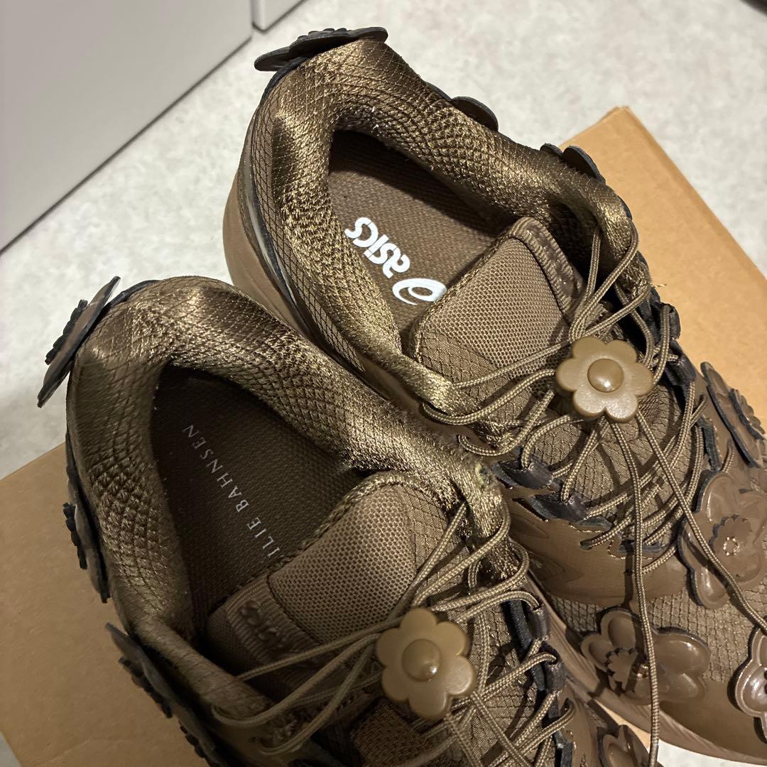 cecilie bahnsen×ASICSコラボ　GEL-TERRAIN