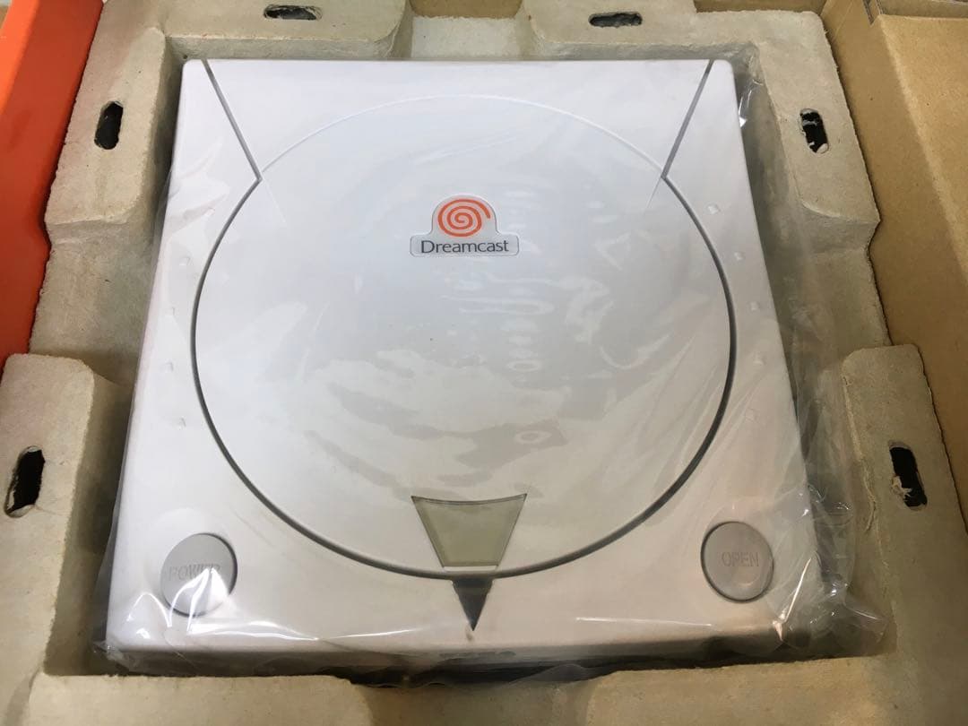 新品未使用未通電 セガ ドリームキャスト HKT-3000 湯川専務パッケージ