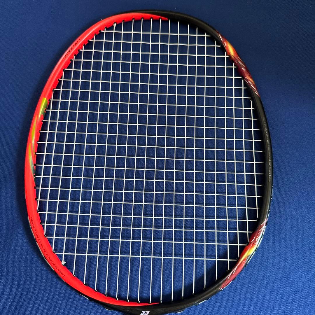 ヨネックス アストロクス77赤黒