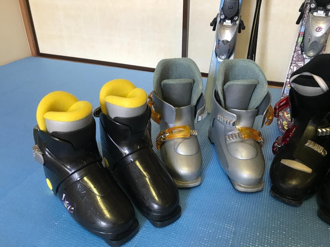 子供スキーセット、スキー板100~120cmの３Set、ブーツ20〜24cm４足