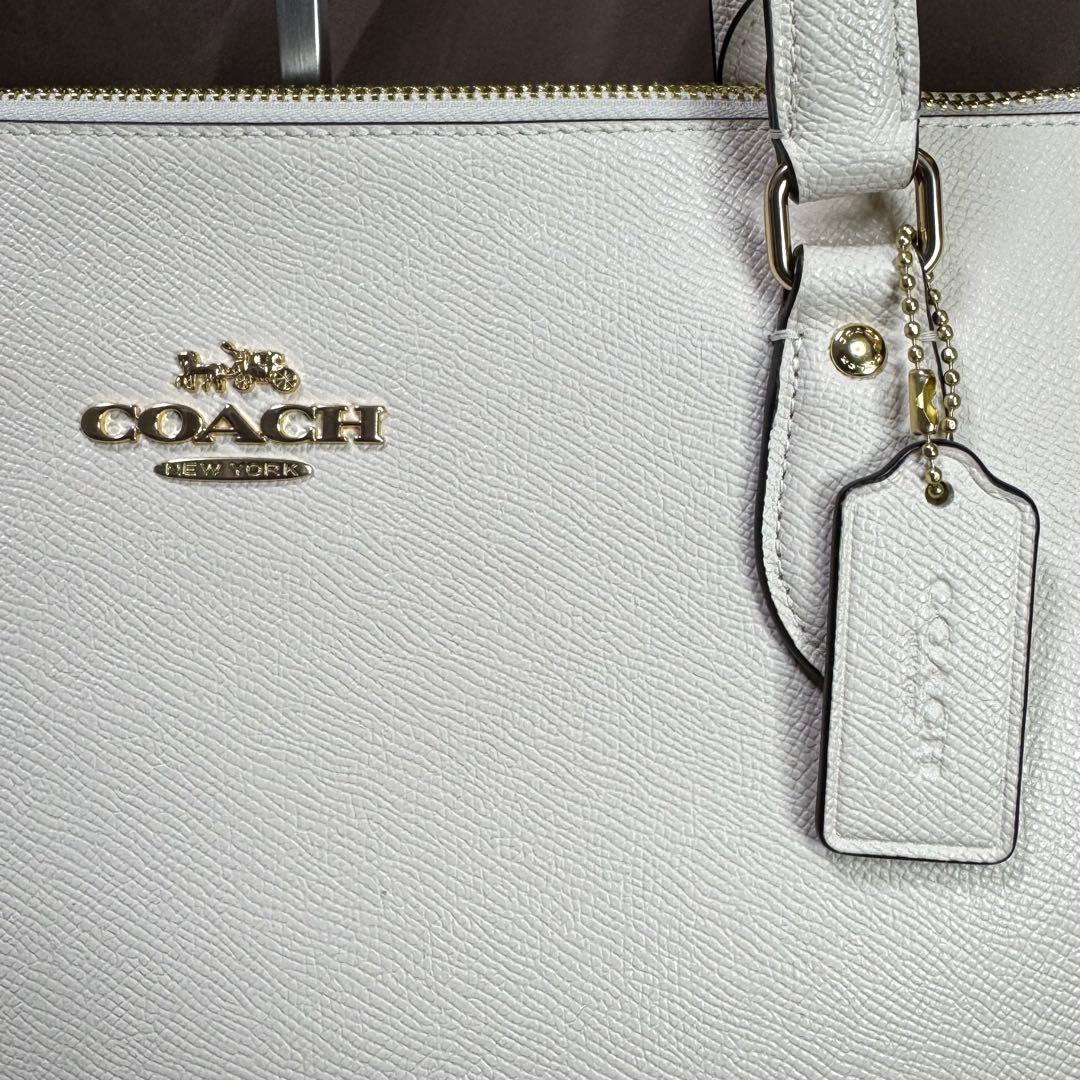 COACHコーチ ギャラリートートバック　チョーク（白色系）　未使用に近い