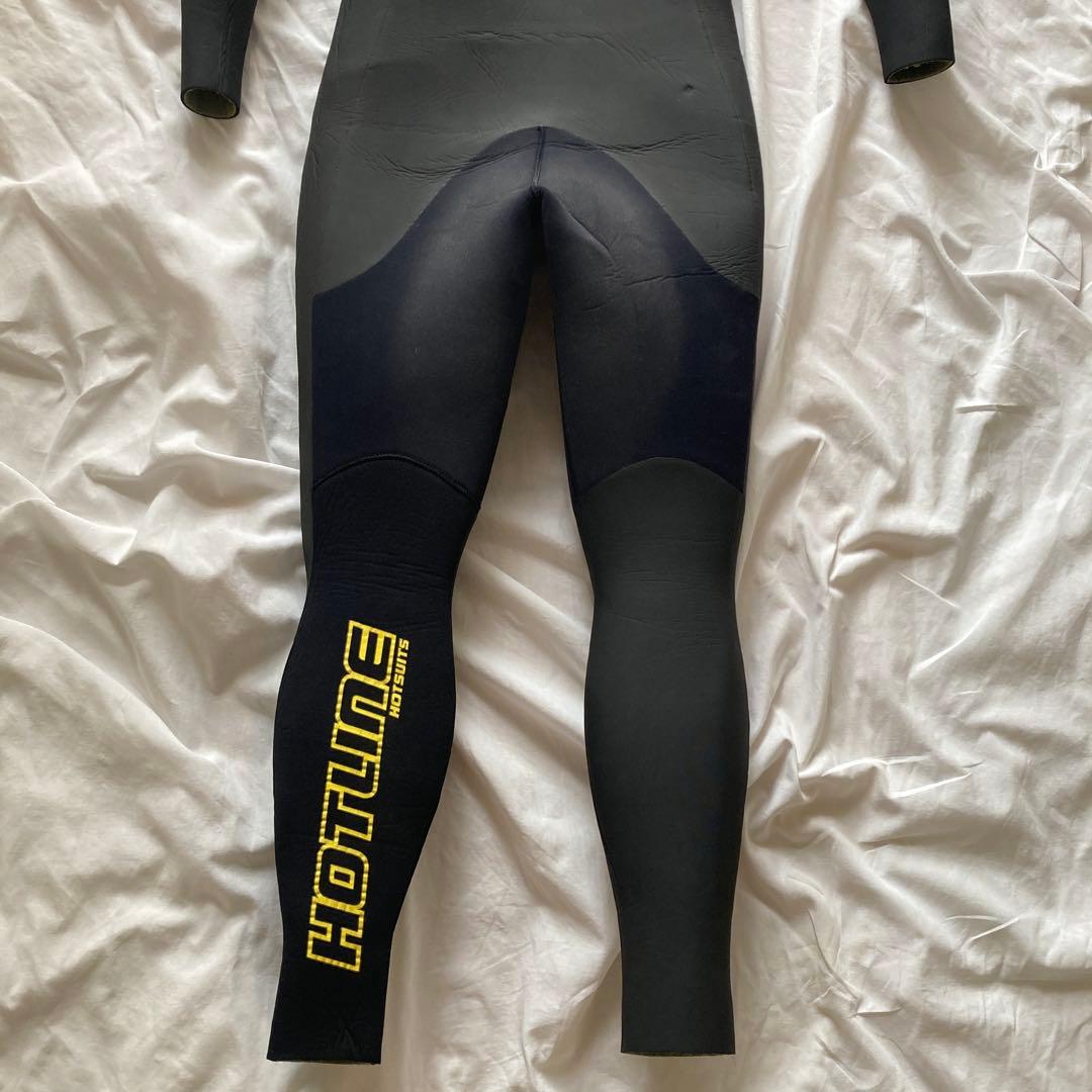 HOTLINEセミドライウェットスーツ 5mm Mサイズ