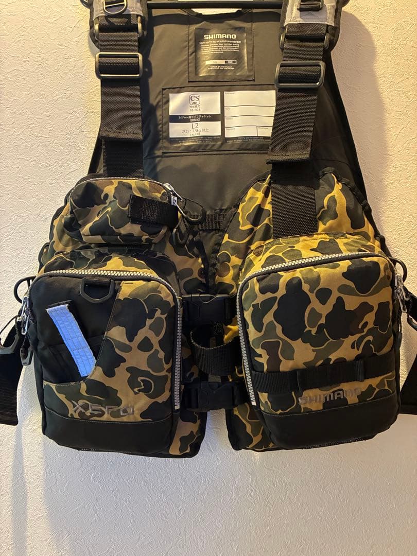 【美品】SHIMANO カモフラージュ ライフジャケット L2