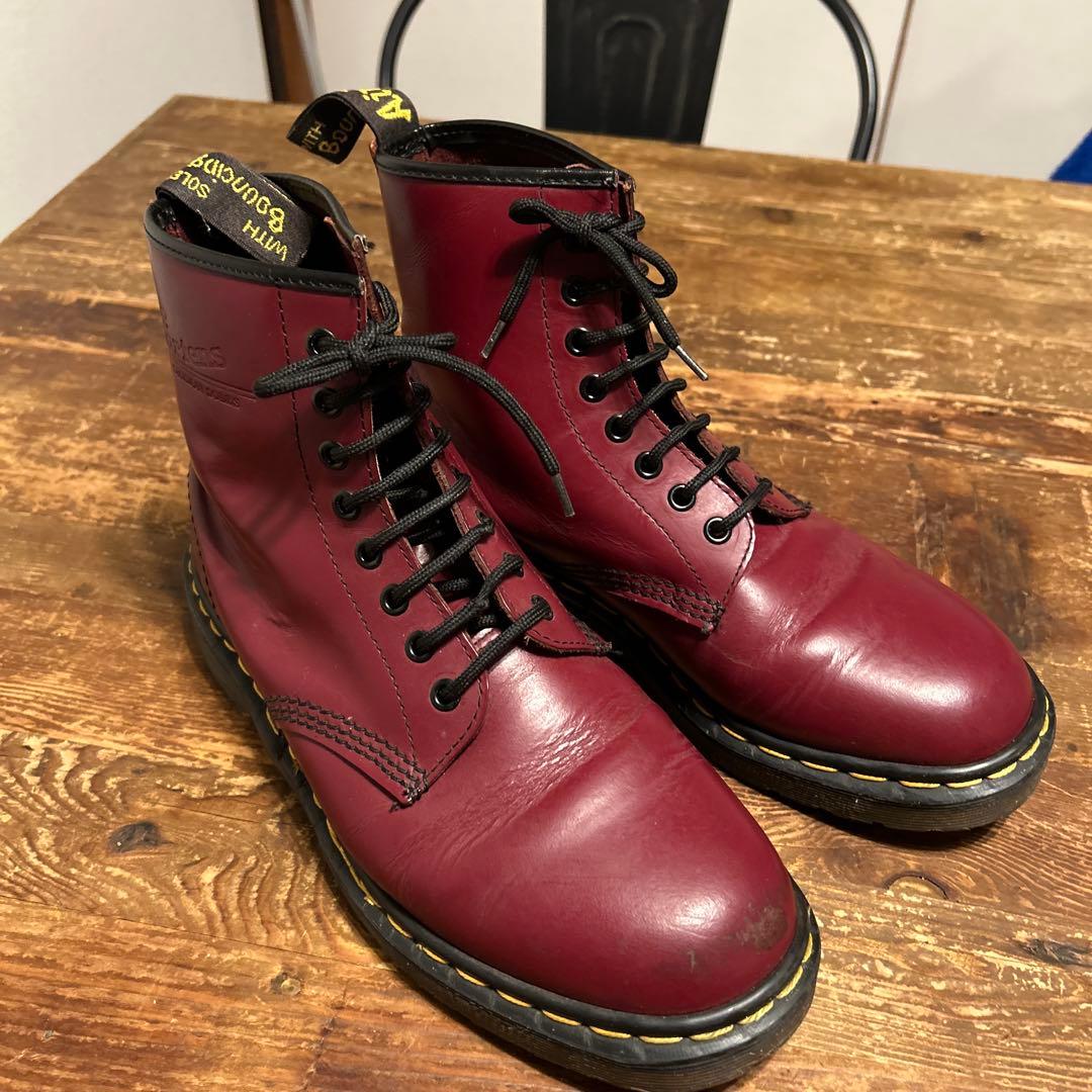 Dr. Martens ドクターマーチン チェリーレッド 8ホール UK8