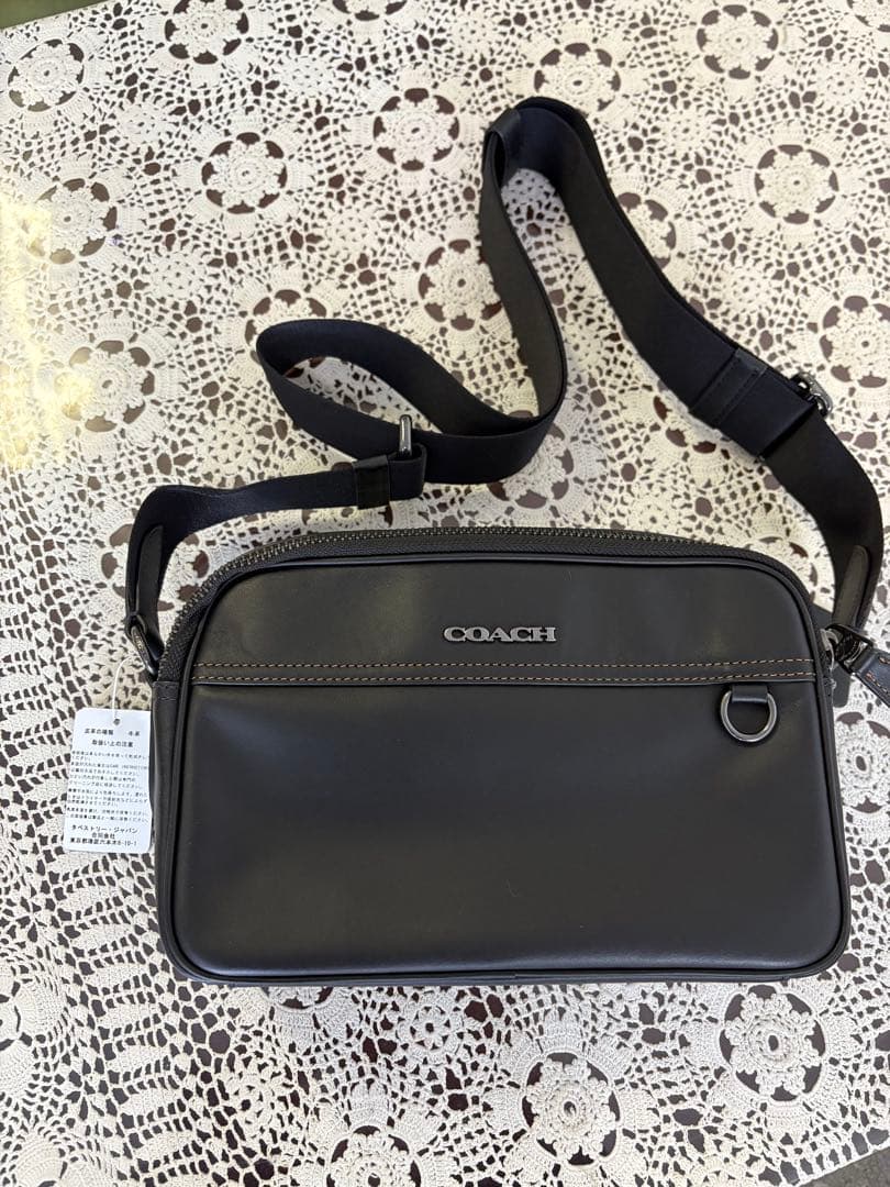 COACH ブラックレザー ショルダーバッグ