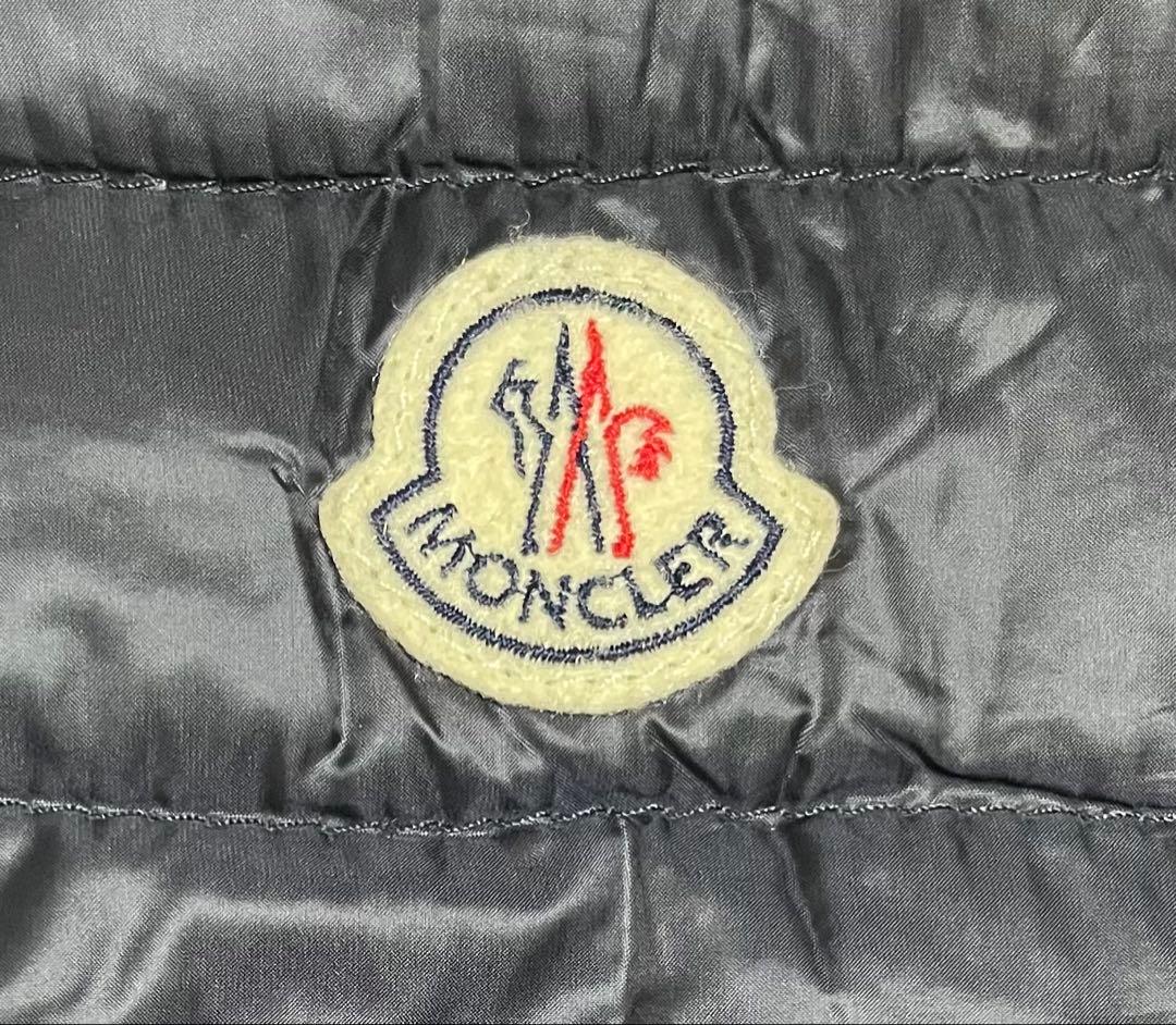 ［美品］モンクレール　レディース　ダウンベスト　ダークネイビー