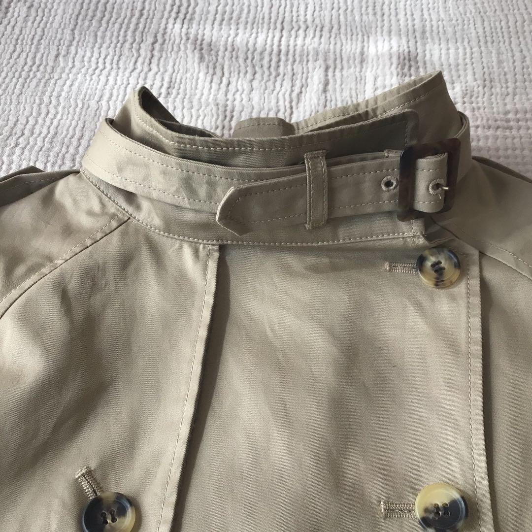 アダムエロペ　ベージュ　ダブルブレスト　ケープ　トレンチポンチョ　コート