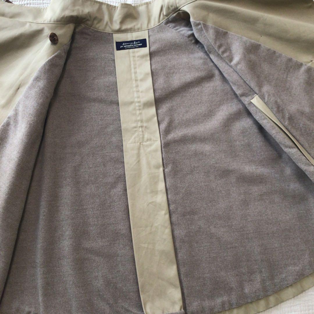 アダムエロペ　ベージュ　ダブルブレスト　ケープ　トレンチポンチョ　コート