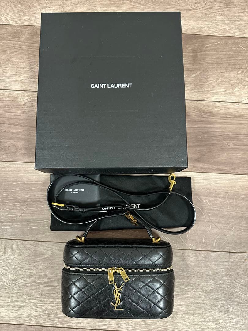 SAINT LAURENT ブラック レザー ショルダーバッグ
