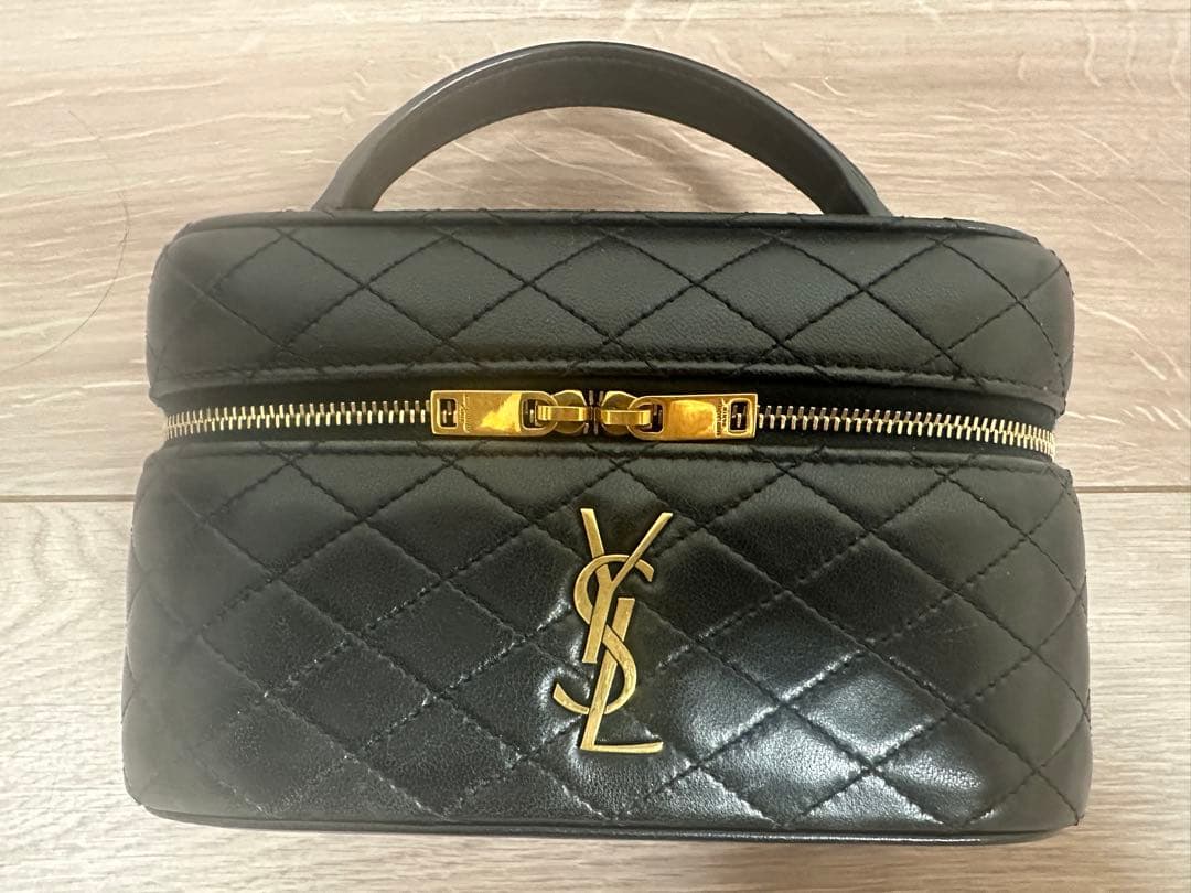 SAINT LAURENT ブラック レザー ショルダーバッグ