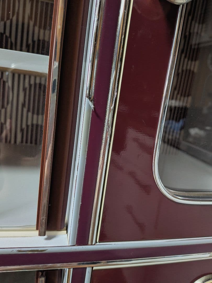 レトロポップ 食器棚 ガラス扉付き