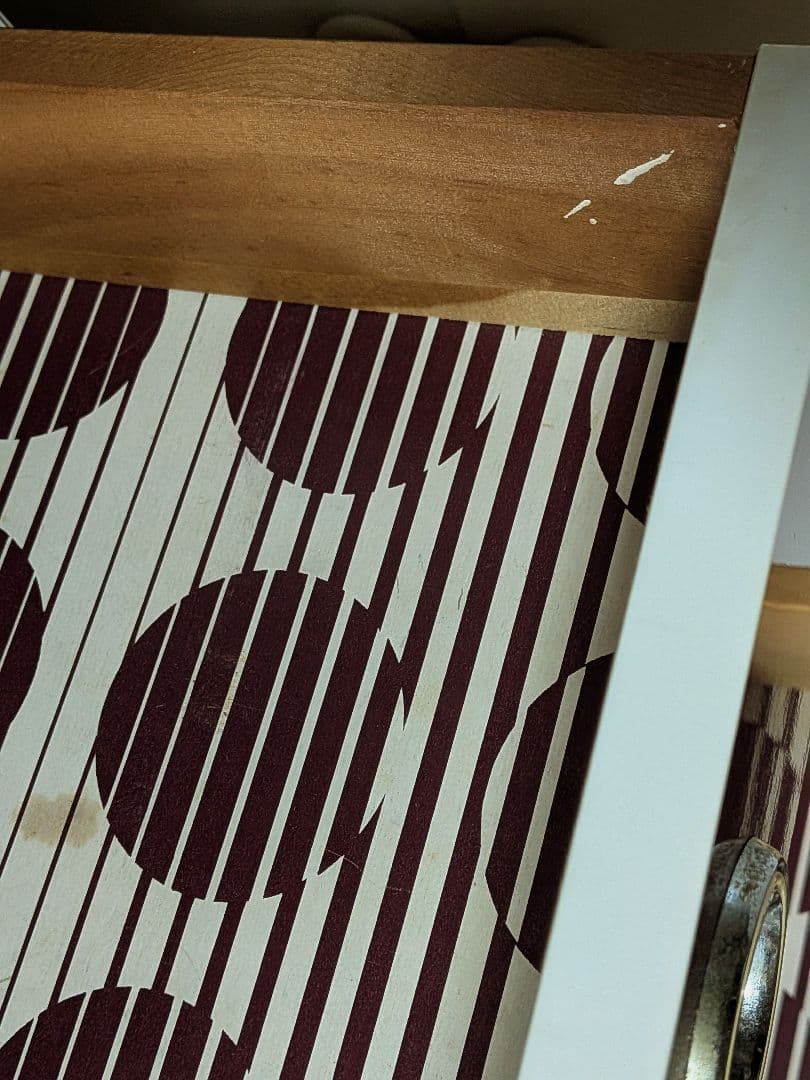 レトロポップ 食器棚 ガラス扉付き