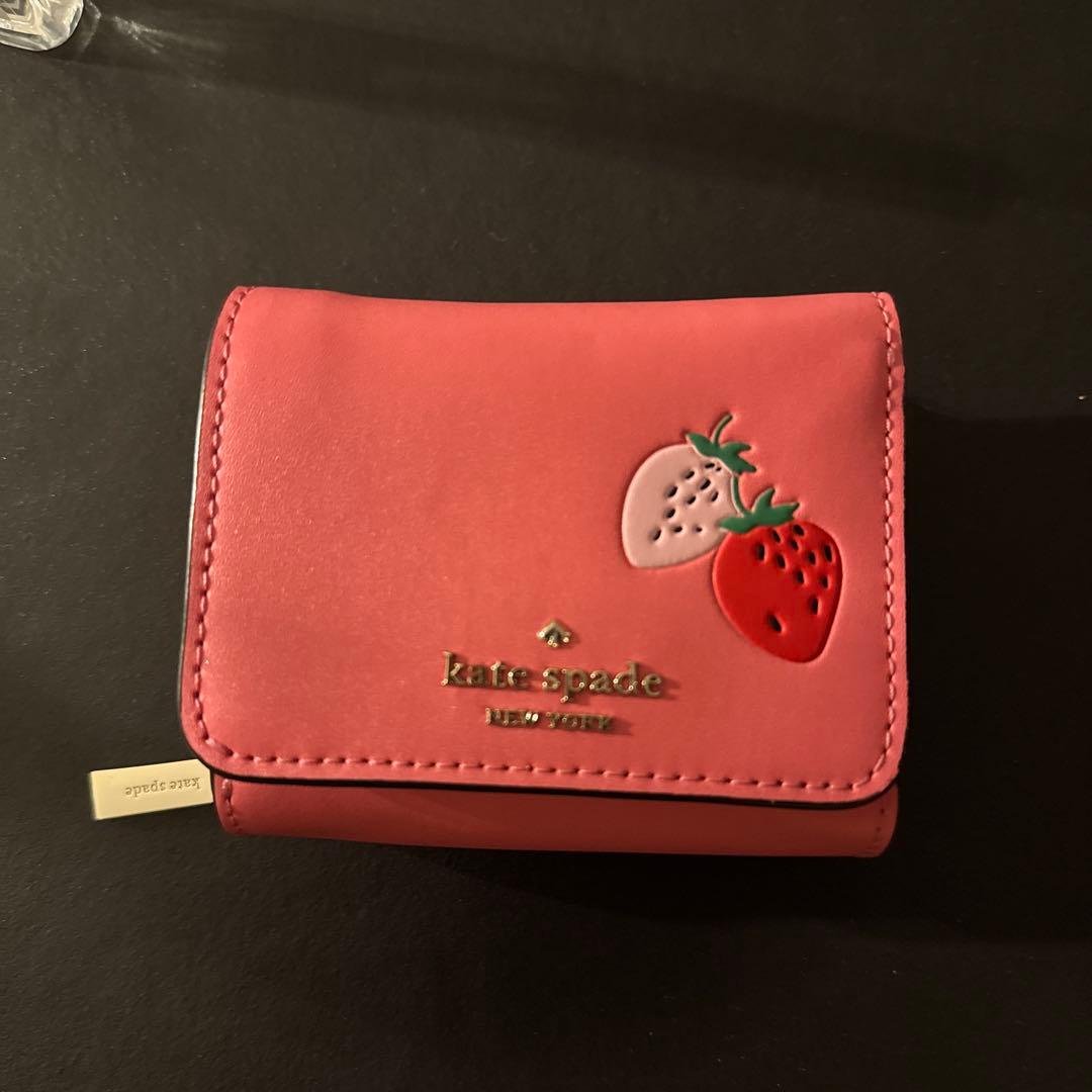 Kate Spade ストロベリー　三つ折り財布