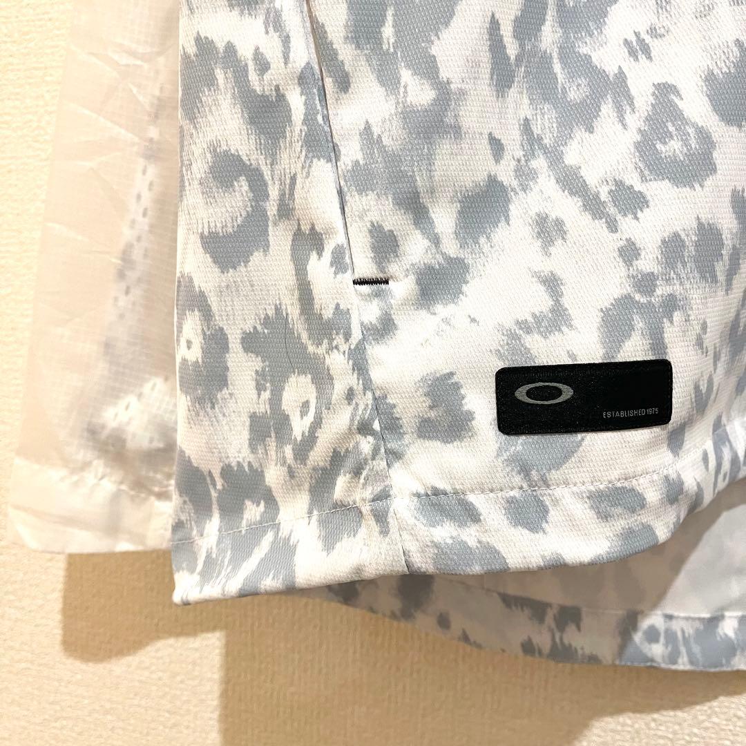 Oakley ゴルフ PRIMEFLEXレオパード柄ジャケット ホワイト