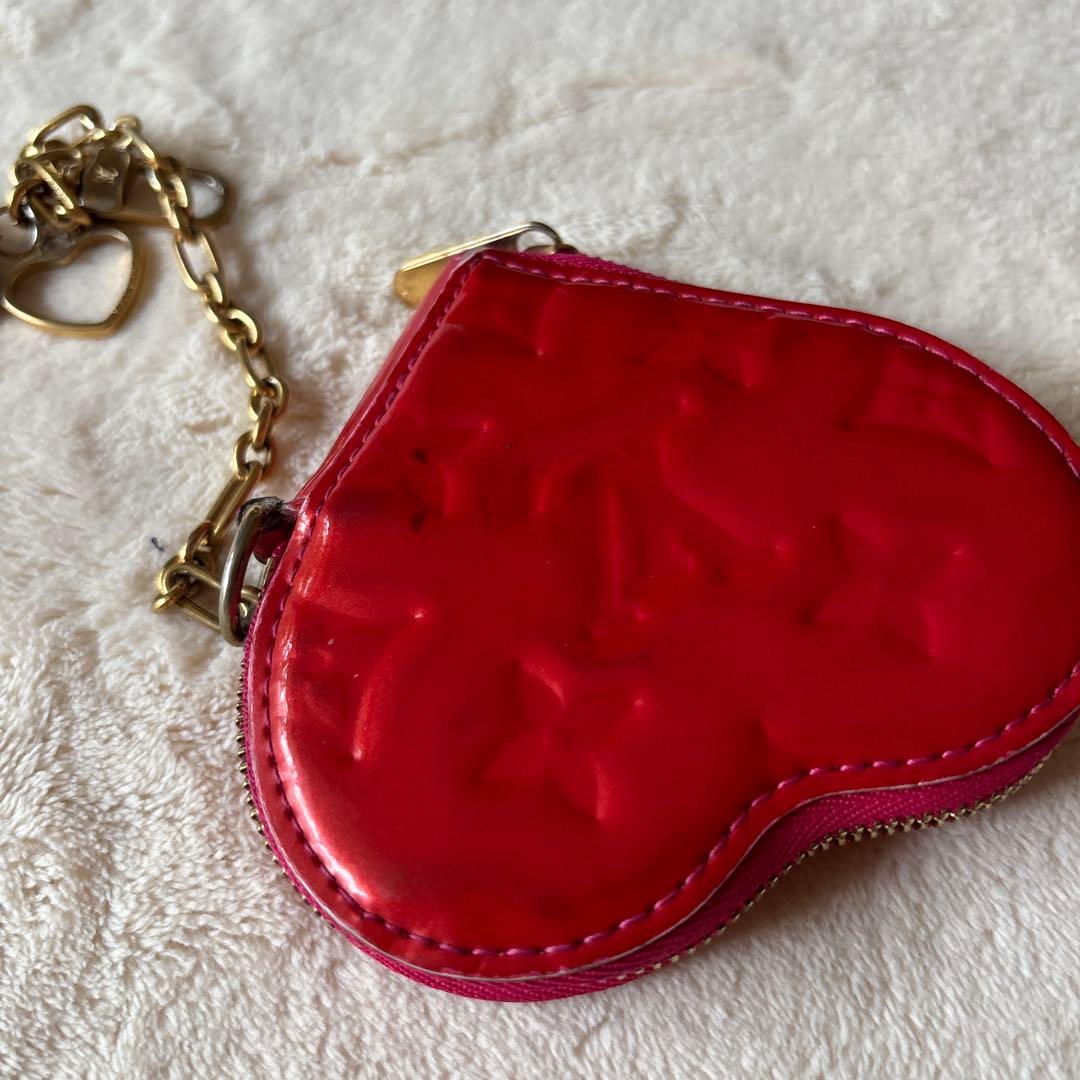 Louis Vuitton ハート型ケース レッド