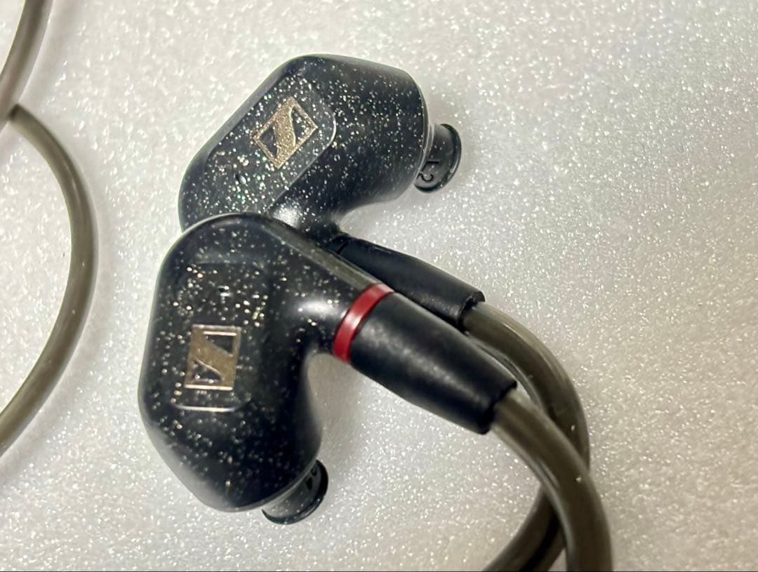 Sennheiser IE300 ゼンハイザー　有線イヤホン