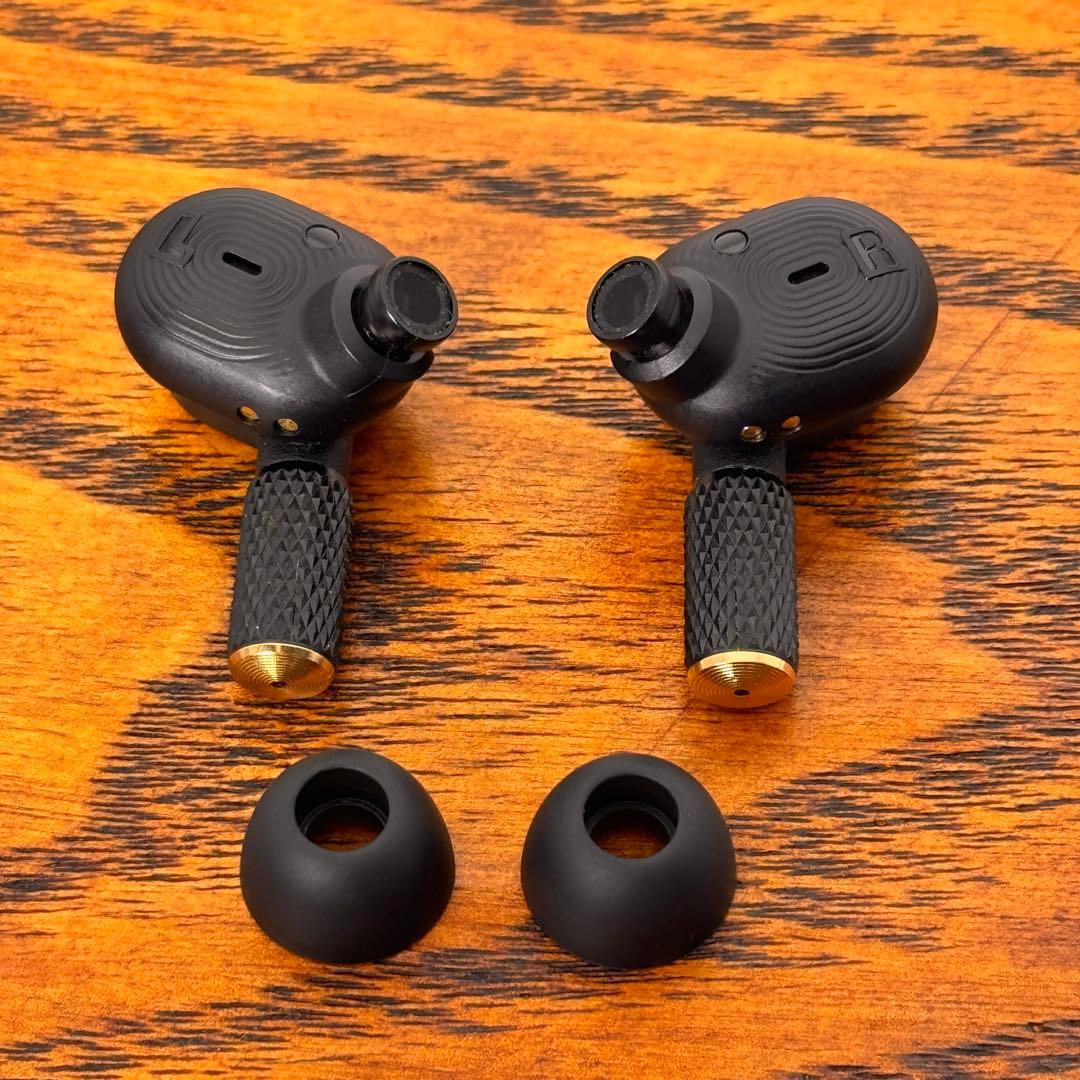 Marshallの人気モデル Motif II A.N.C. ワイヤレスイヤホン