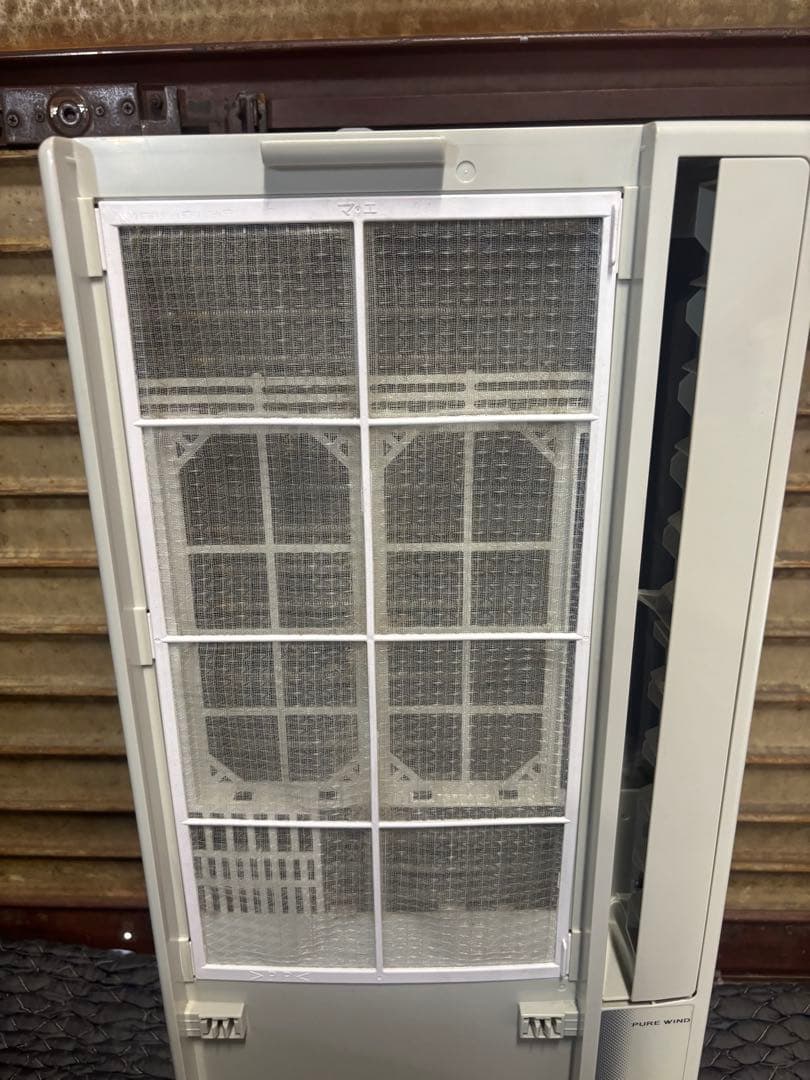 コロナ 窓用エアコン 冷房専用 CW-1823R 2023年 本体・リモコンのみ