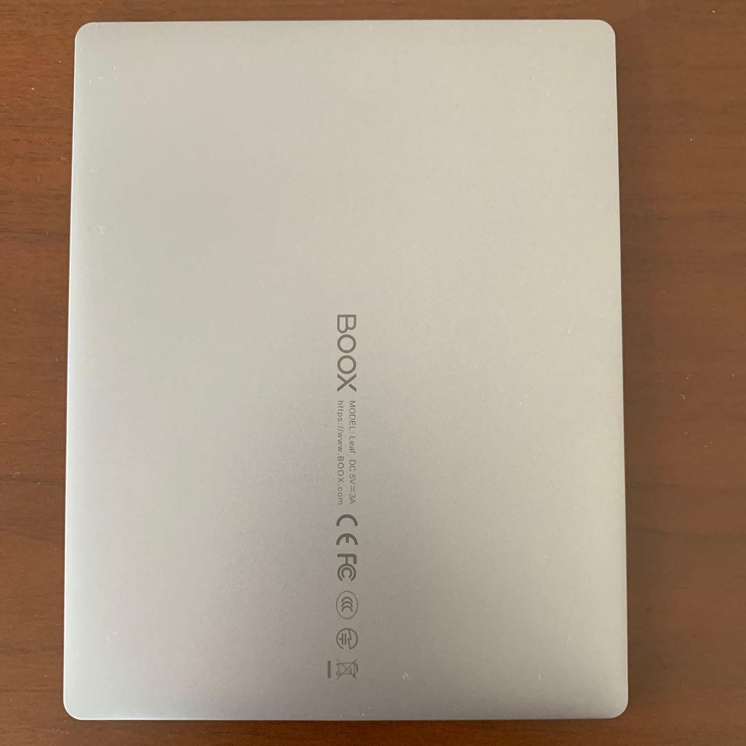 Onyx BOOX Leaf 7インチEInkタブレット 本体 純正カバー付き