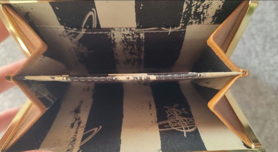 Vivienne Westwood キャメル　三つ折り財布　がま口財布