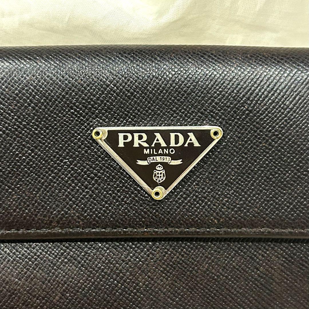 PRADA プラダ サフィアーノ 三角プレート 折り財布 ダークブラウン 焦げ茶