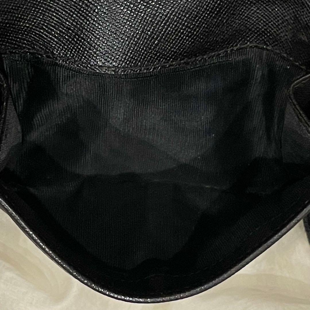 PRADA プラダ サフィアーノ 三角プレート 折り財布 ダークブラウン 焦げ茶