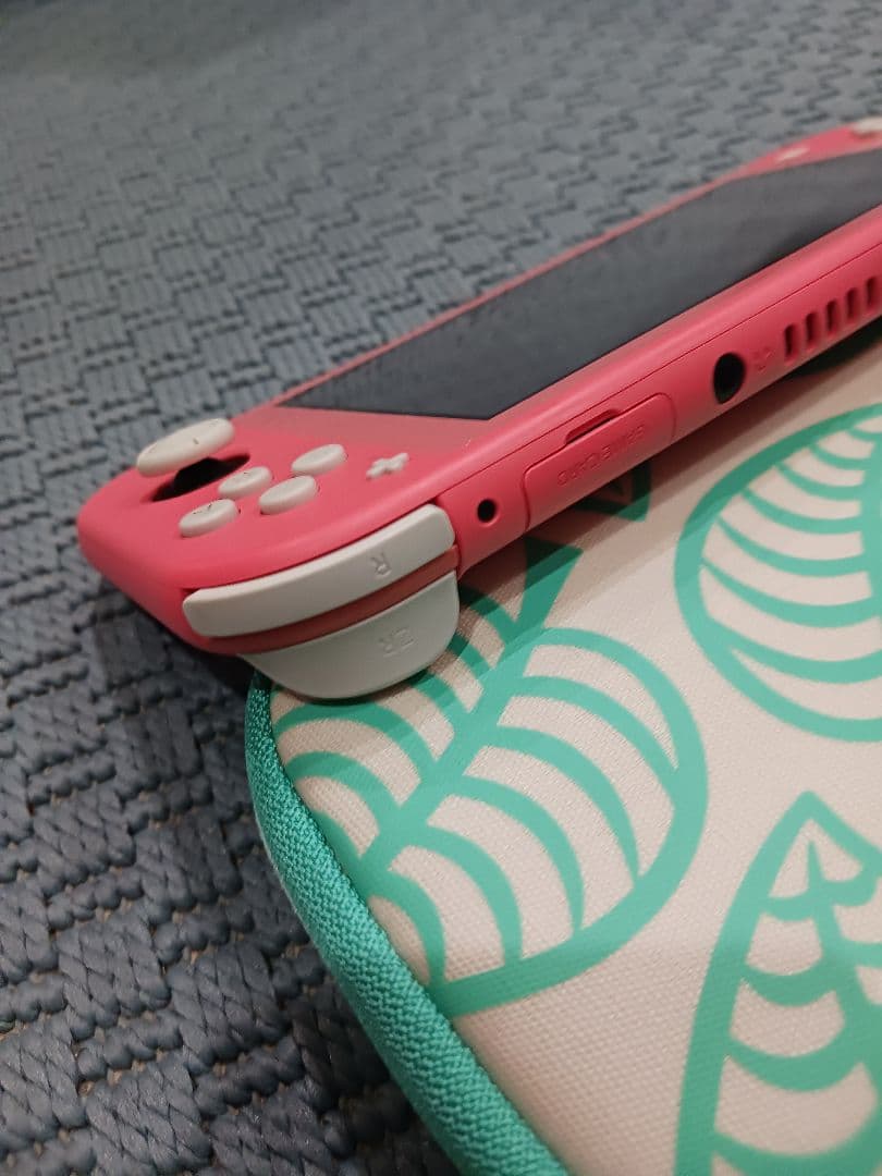 Nintendo Switch Lite ピンク 本体 充電器 ケース、箱付き