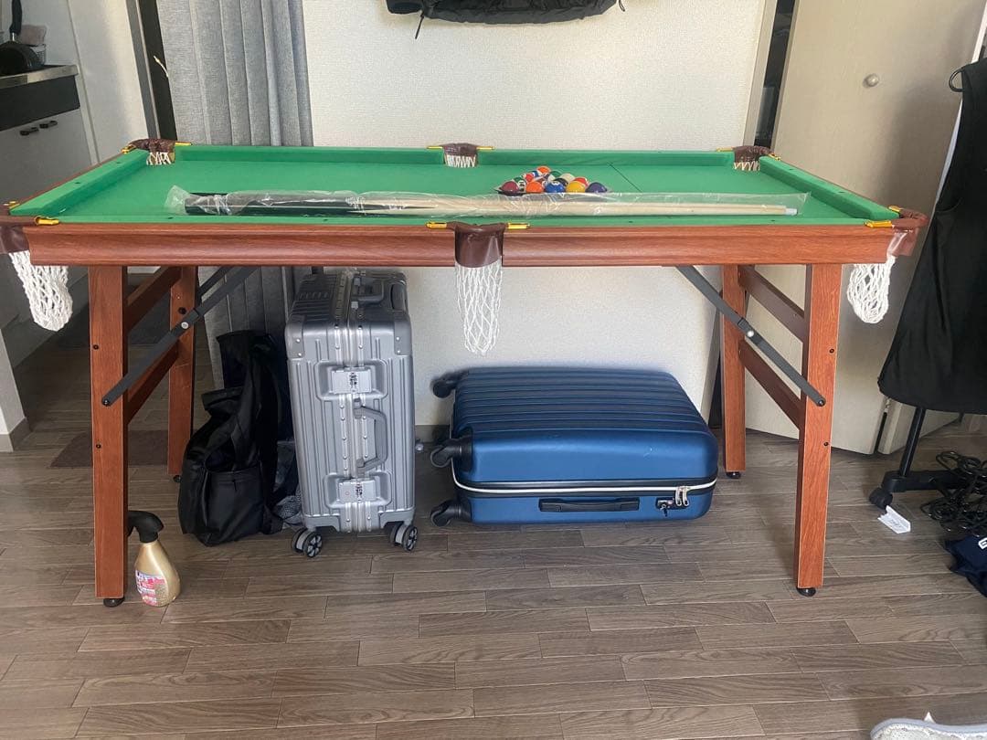 ビリヤードテーブル￼
