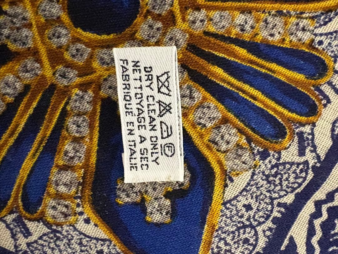 美品＊CHANEL 大判 スカーフ シルク ゴールド　ブルー　花柄　ゴージャス