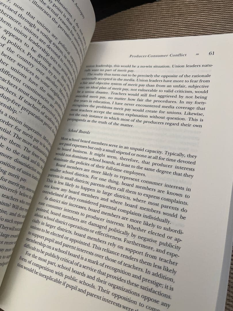 洋書 PUBLIC EDUCATION: AN AUTOPSY