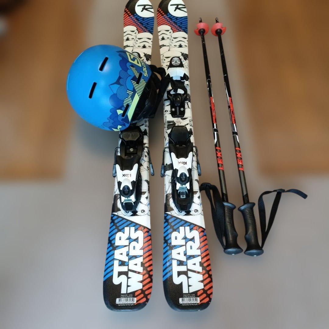 ROSSIGNOL ロシニョール ジュニアスキーセット ヘルメット付き。