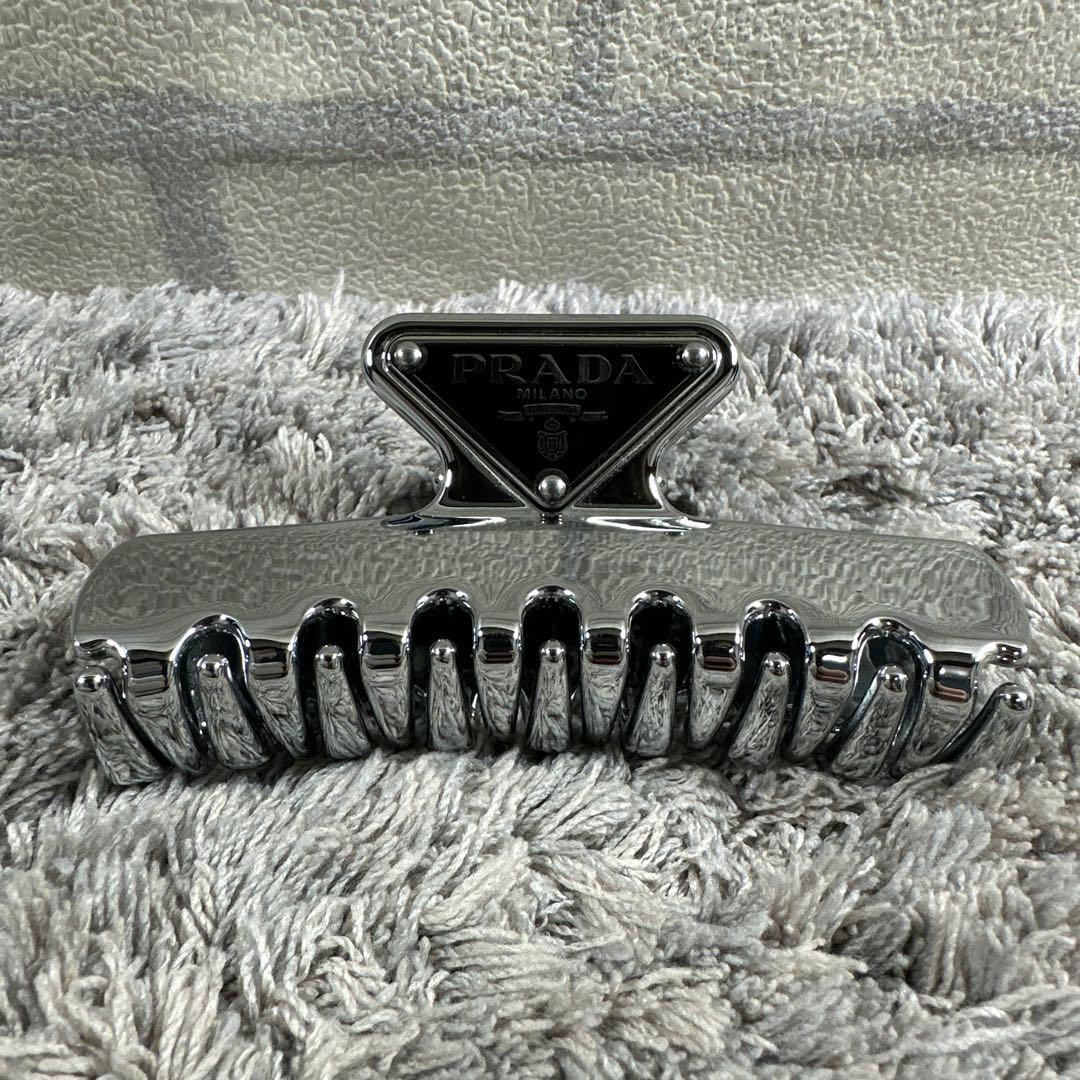 PRADA プラダ メタル ヘアクリップ ヘアアクセサリー バレッタ