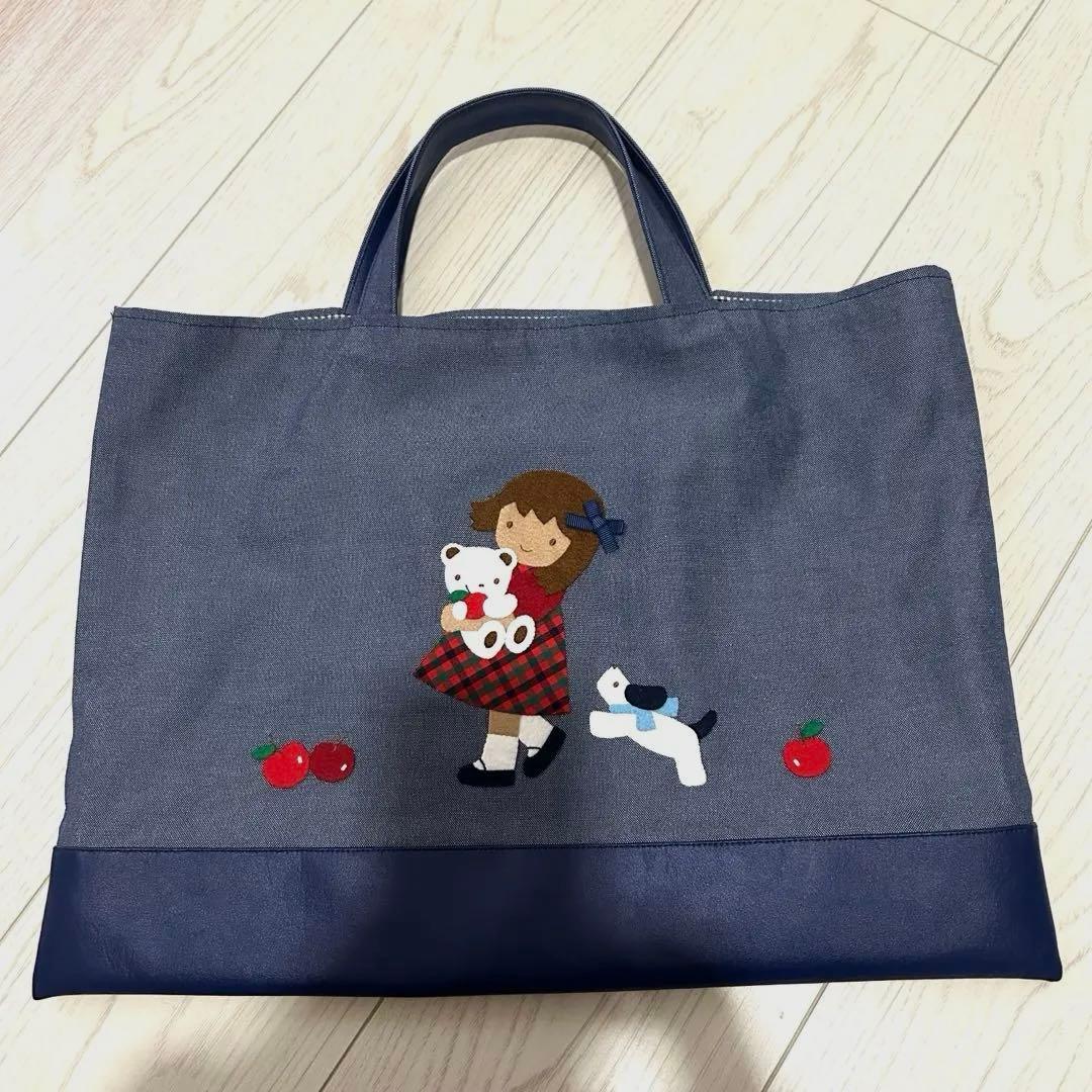 美品　ファミリア　デニムバッグ　手刺繍