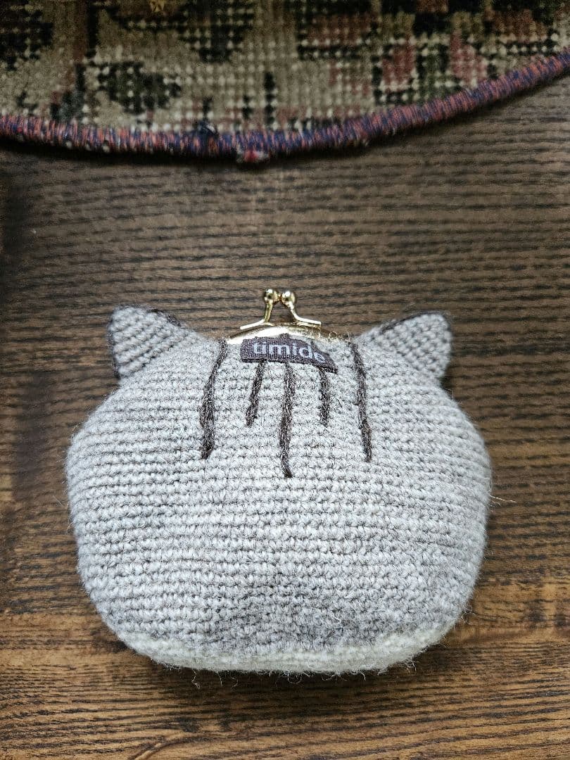 はなまめさま専用　TIMIDE がま口ポーチ　ネコ　エキゾチック　鼻ぺちゃ