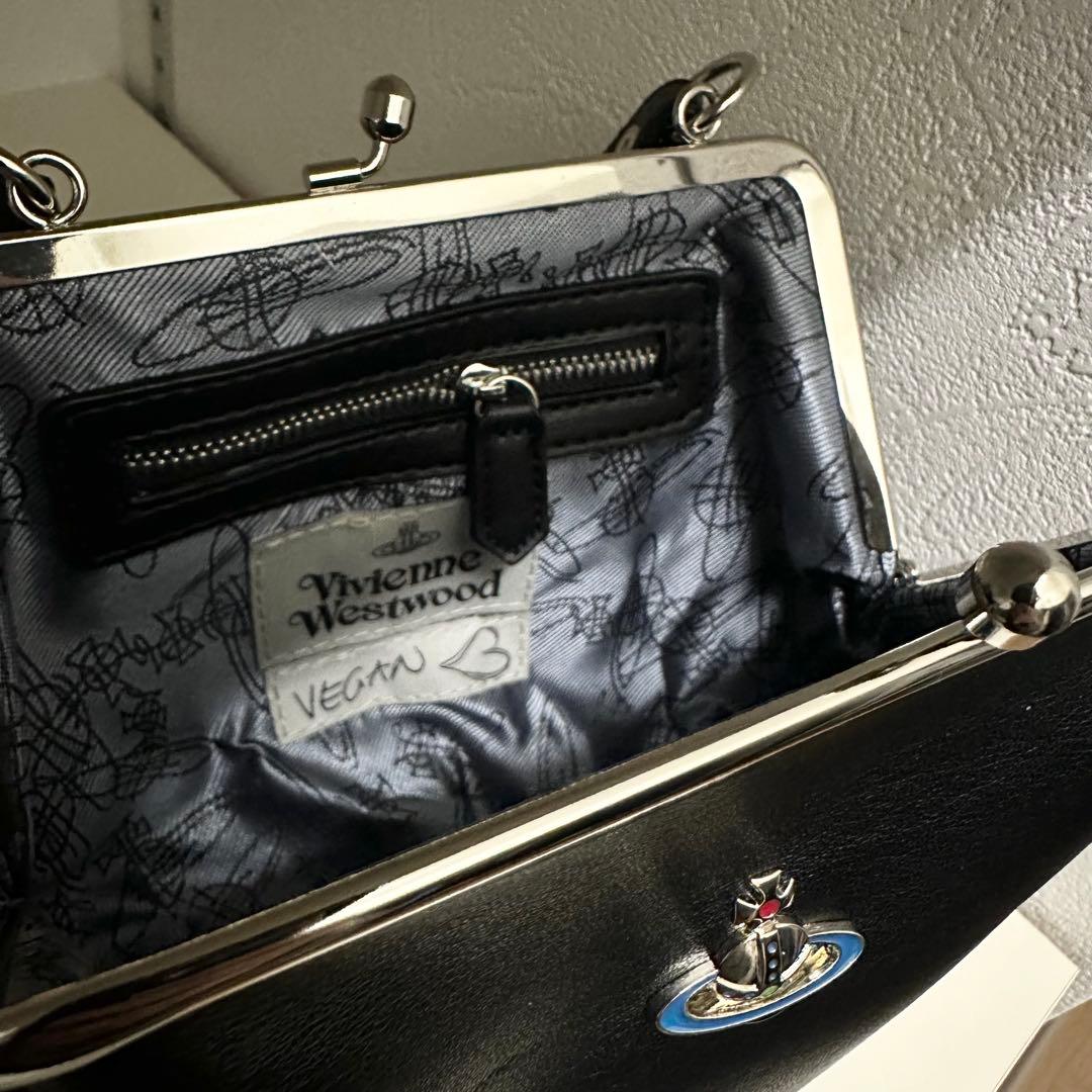 未使用に近い　Vivienne Westwood 黒 レザー ショルダーバッグ