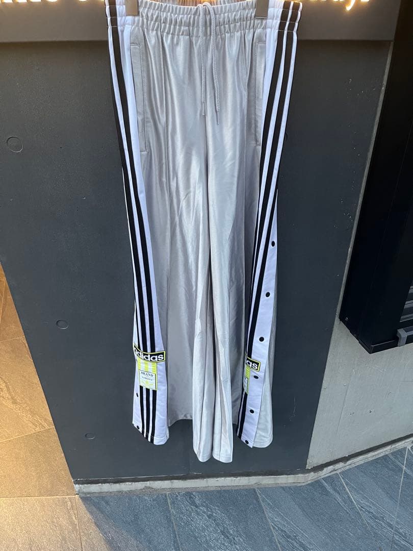 ADILENIUM シーズン2 オーバーサイズ アディブレイクパンツ
