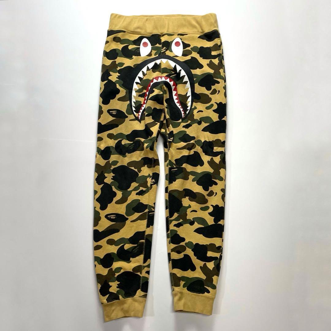 人気 美品 BAPE シャーク スウェットパンツ 迷彩 1stカモ メンズ M