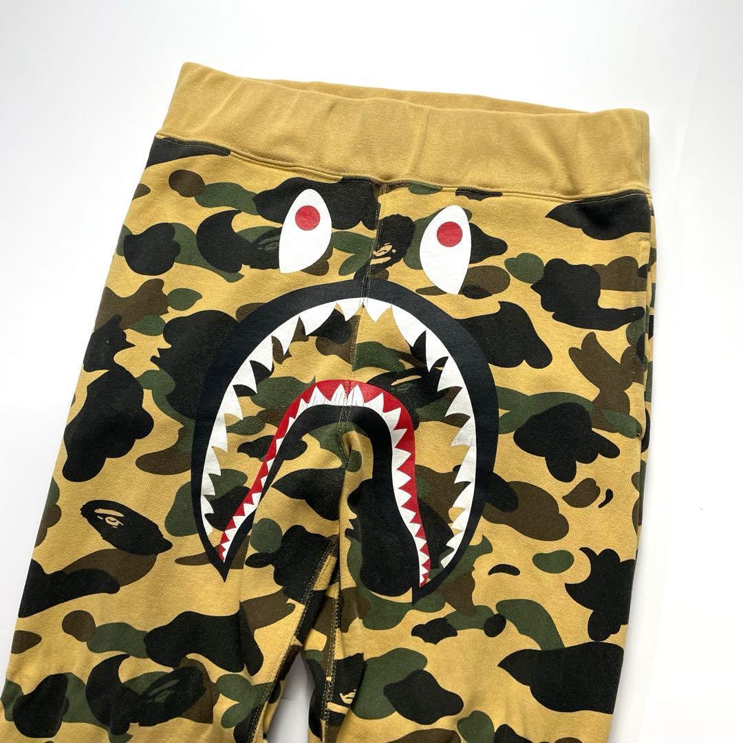 人気 美品 BAPE シャーク スウェットパンツ 迷彩 1stカモ メンズ M