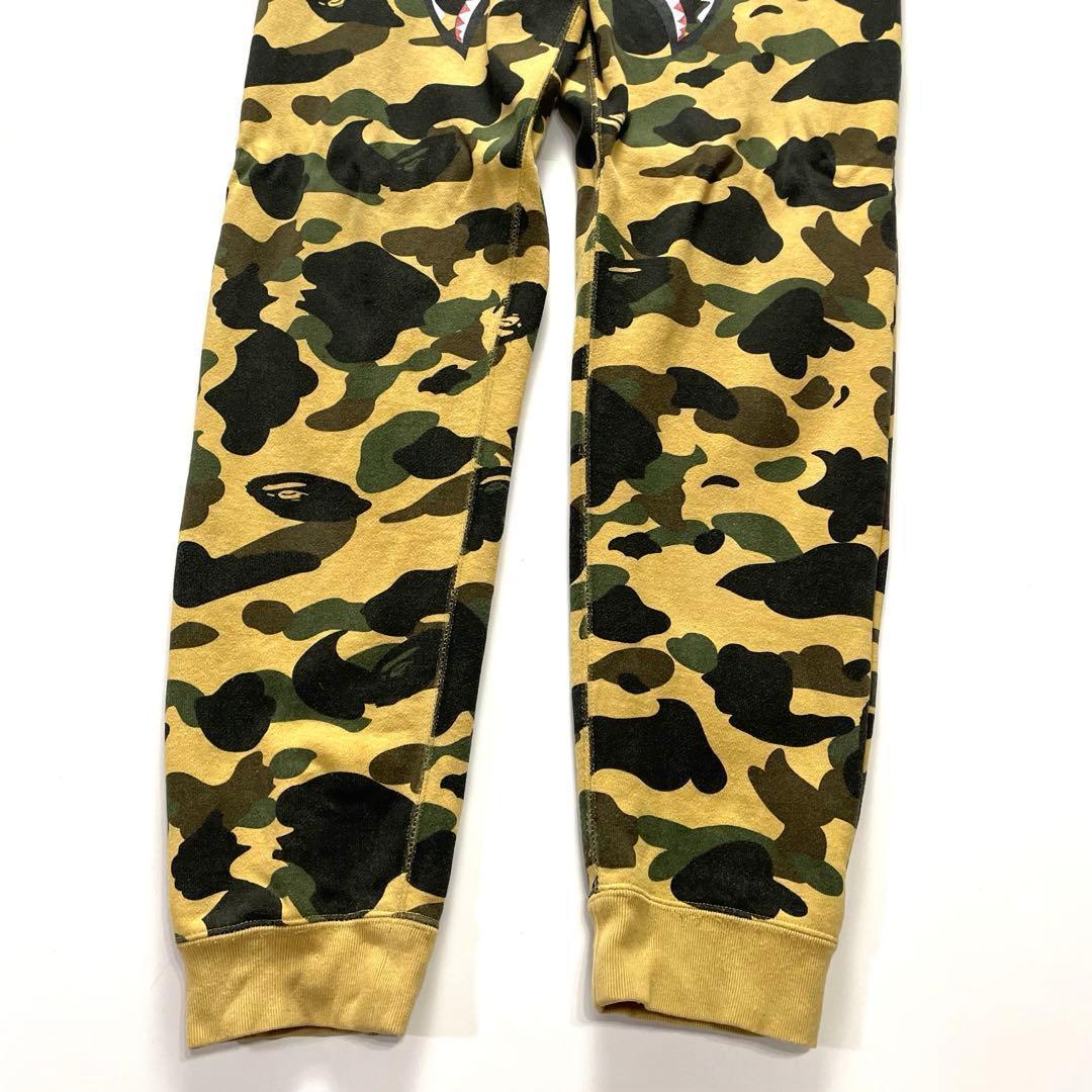人気 美品 BAPE シャーク スウェットパンツ 迷彩 1stカモ メンズ M